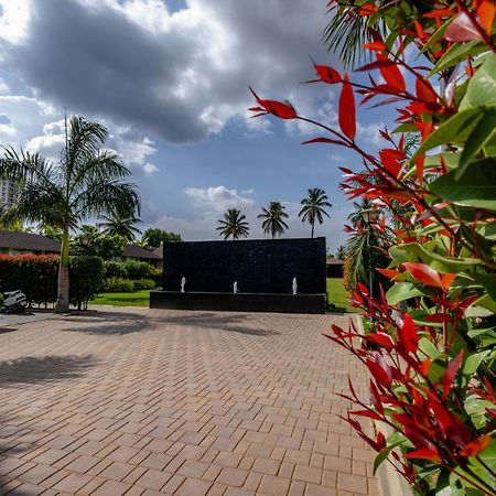 Veerdency Luxury Resort Devanahalli Exterior photo